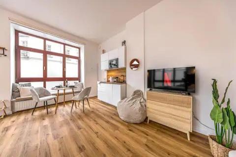 Ruhige Und Stilvolle Wohnung Am Clara-Zetkin-Park Leipzig Exterior foto