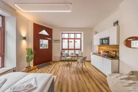 Ruhige Und Stilvolle Wohnung Am Clara-Zetkin-Park Leipzig Exterior foto