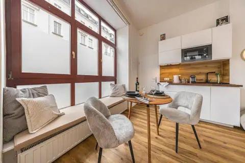 Ruhige Und Stilvolle Wohnung Am Clara-Zetkin-Park Leipzig Exterior foto